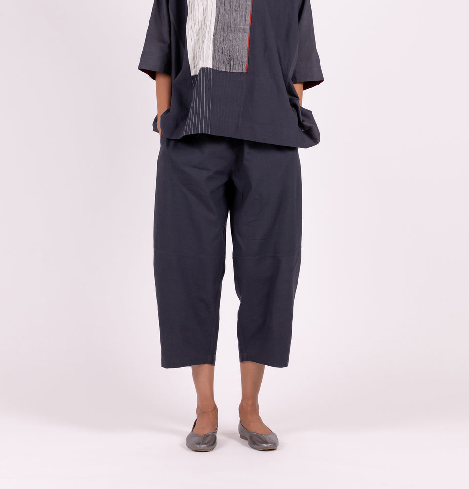 Zari Solid Baggy Pants