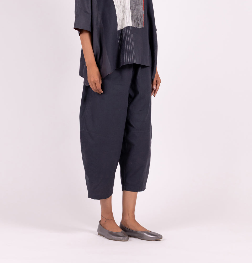 Zari Solid Baggy Pants