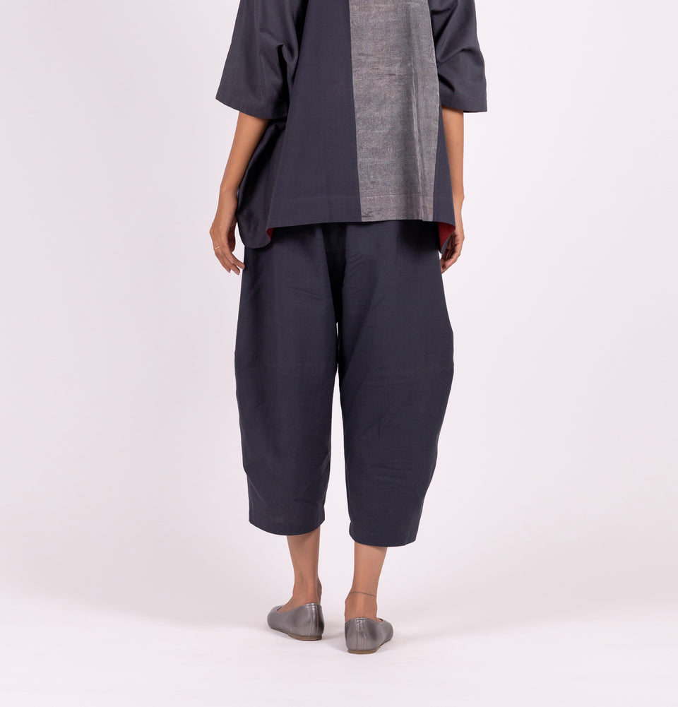 Zari Solid Baggy Pants